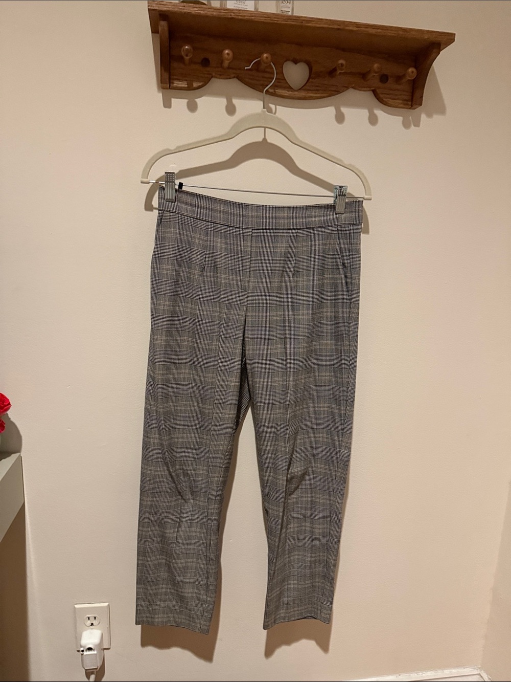 Babaton Gray Plaid Ankle Cropped Dress Pants